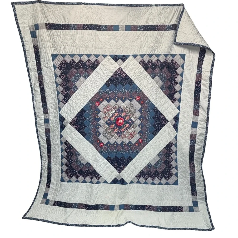 VTG‎ Handmade Patchwork Heirloom Quilt 80s Blanket Blue White Floral Cottagecore